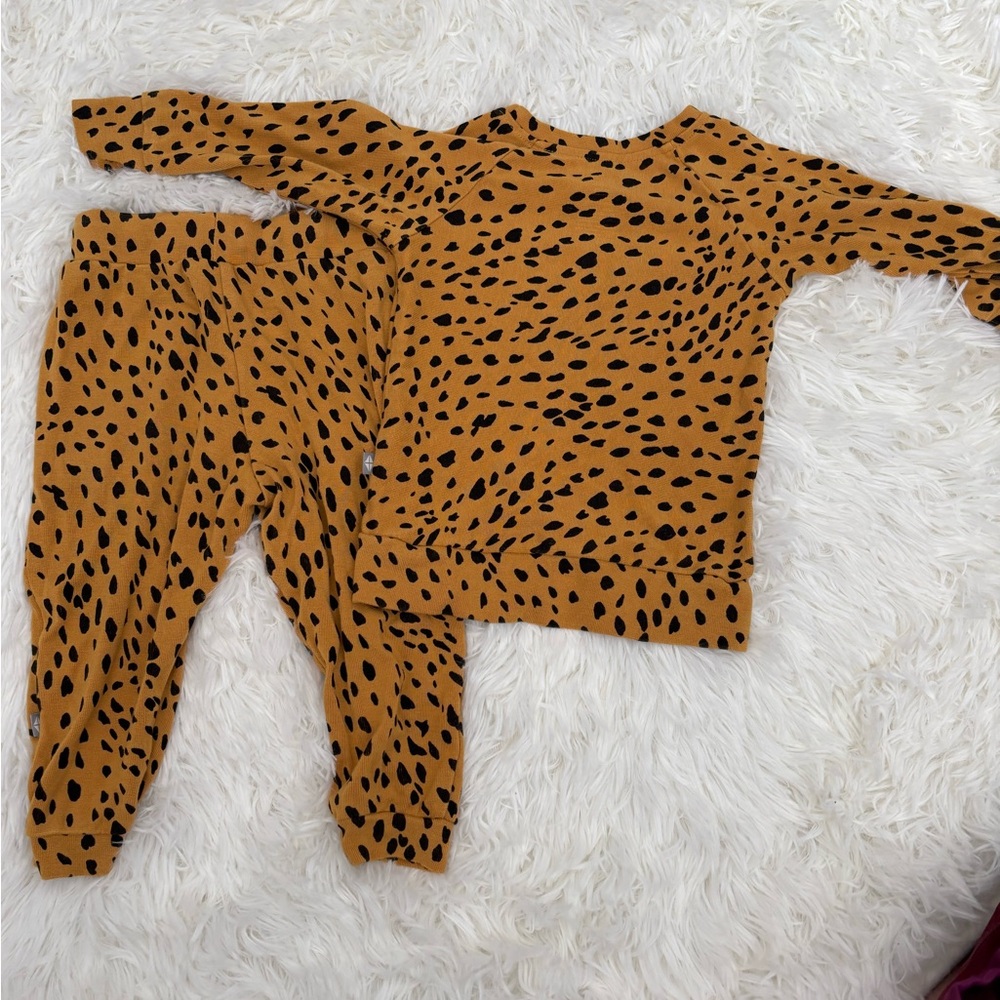 Kyte Marigold Cheetah Pajama Set - Picture 4 of 4